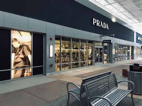 prada outlet toronto reviews|prada halton hills.